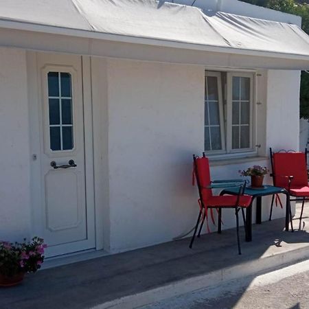 Sweet Home With Two Beds -One Single Room- With Beautiful View! Agia Marina  Zewnętrze zdjęcie